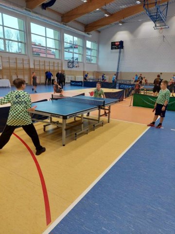 b_1024_768_0_00_images_2023_2024_WF_Turniej_ping_427971671_858314662763150_6441158177973167898_n